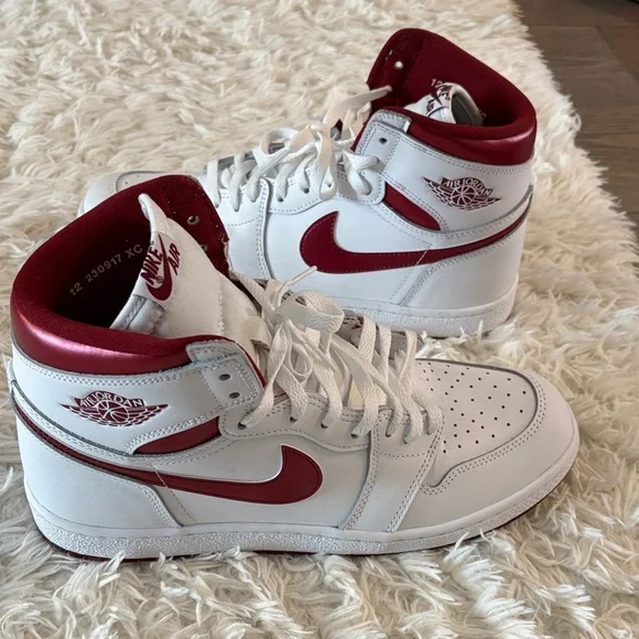 Nike White and Red Athletic Shoes - Picture 3 of 5